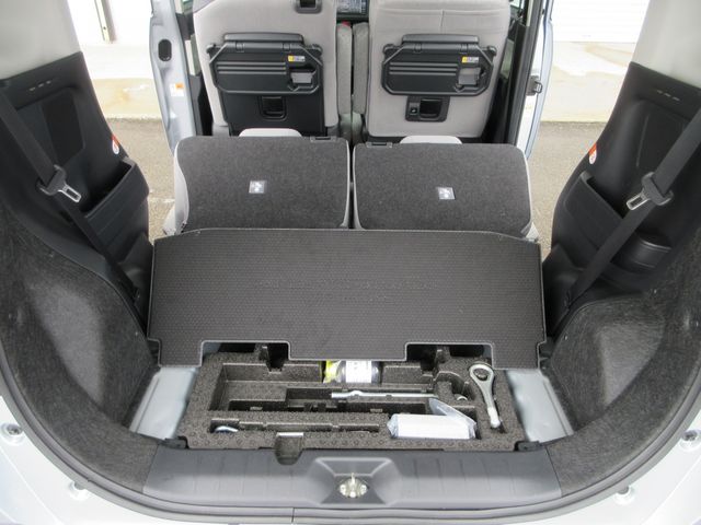 DAIHATSU TANTO 4WD 2021 Image 31