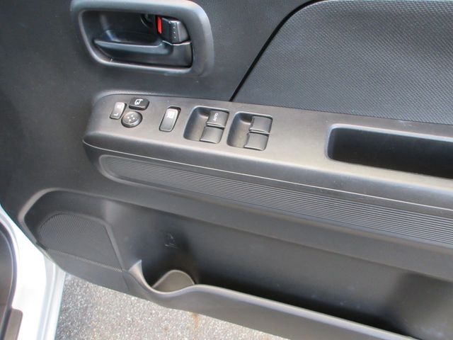 SUZUKI WAGON R 2018 Image 31