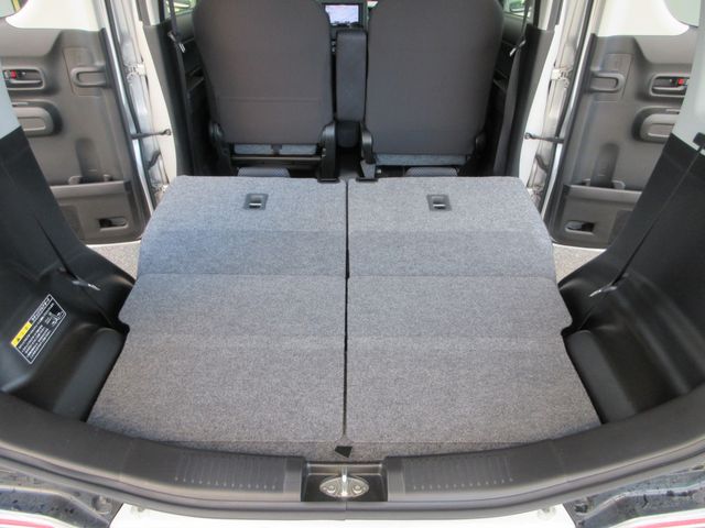 SUZUKI WAGON R 2018 Image 31