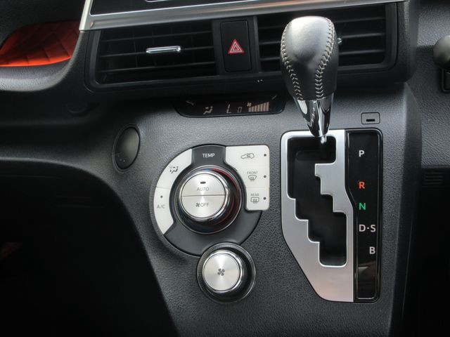 TOYOTA SIENTA 2020 Image 31