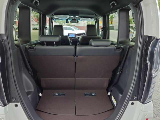 HONDA N BOX CUSTOM 2020 Image 31