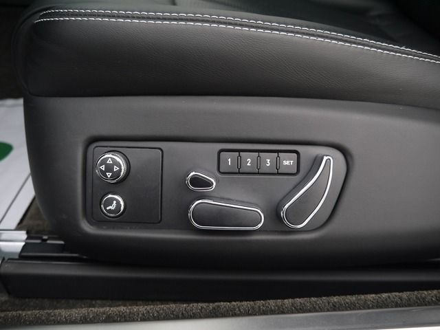 BENTLEY COUPE 2012 Image 31