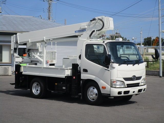HINO DUTRO 2012 Image 31