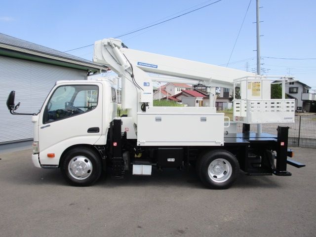 HINO DUTRO 2012 Image 31