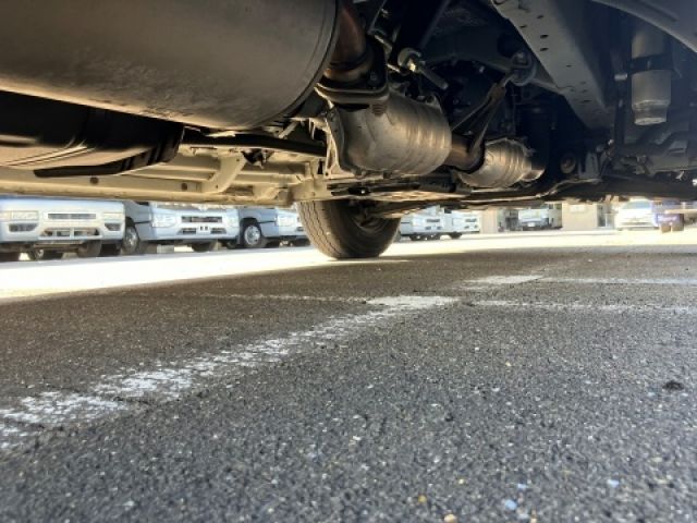 TOYOTA HIACE VAN 2WD 2023 Image 31