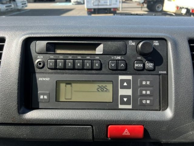 TOYOTA HIACE VAN 2WD 2023 Image 31