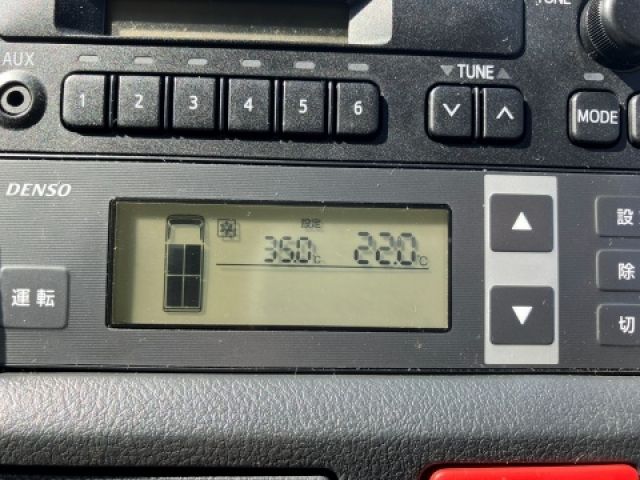 TOYOTA HIACE VAN 2WD 2023 Image 31