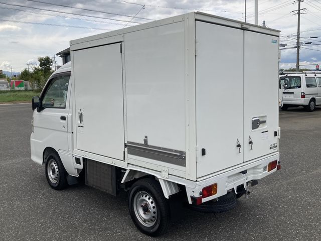 DAIHATSU HIJET TRUCK 4WD 2014 Image 31