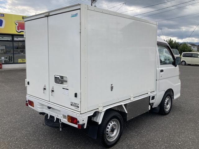 DAIHATSU HIJET TRUCK 4WD 2014 Image 31
