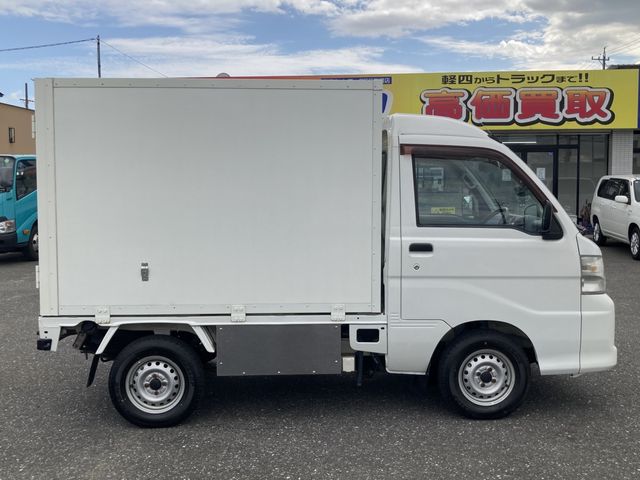 DAIHATSU HIJET TRUCK 4WD 2014 Image 31