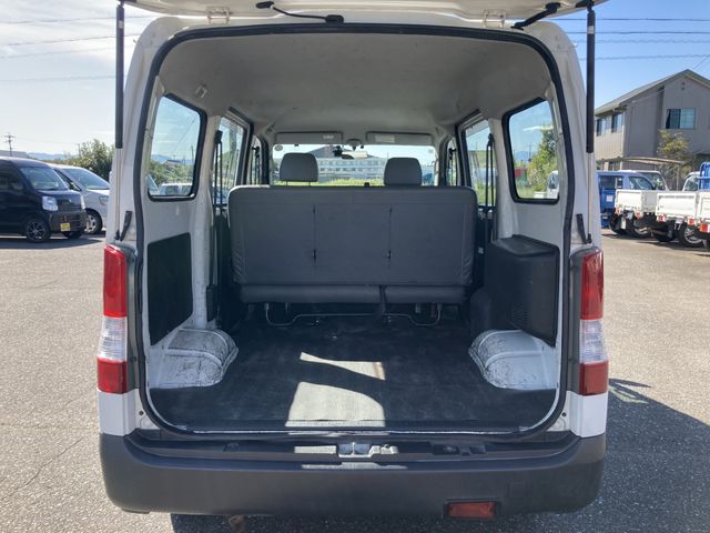 TOYOTA LITEACE VAN 4WD 2015 Image 31