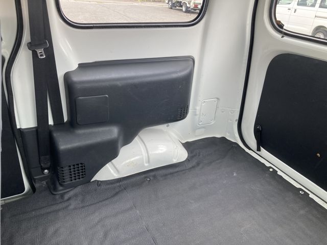 TOYOTA TOWNACE VAN 4WD 2021 Image 31