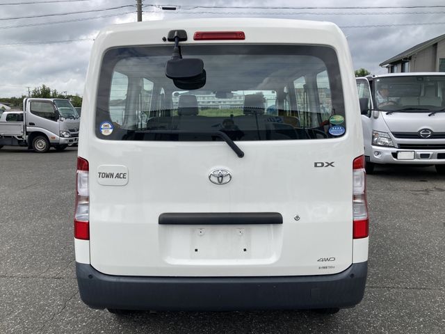 TOYOTA TOWNACE VAN 4WD 2021 Image 31