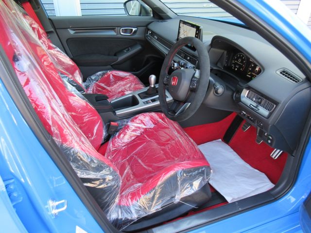 HONDA CIVIC HATCHBACK 2025 Image 31