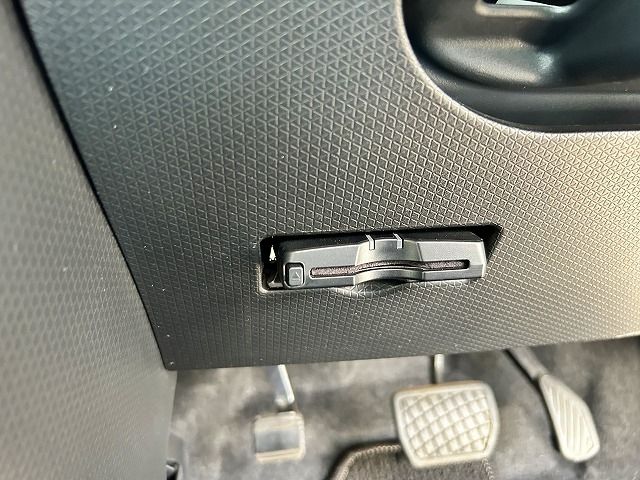 DAIHATSU TANTO 2022 Image 31