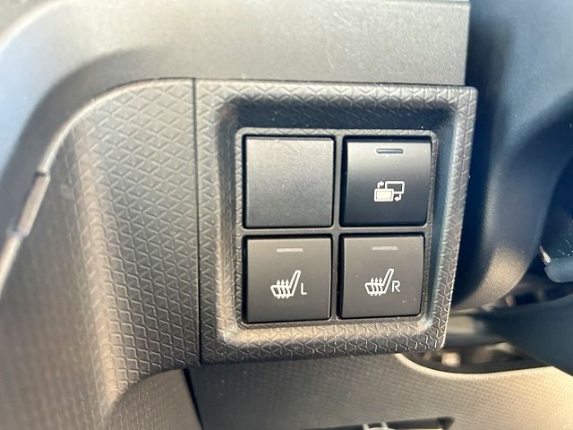 DAIHATSU TANTO 2022 Image 31