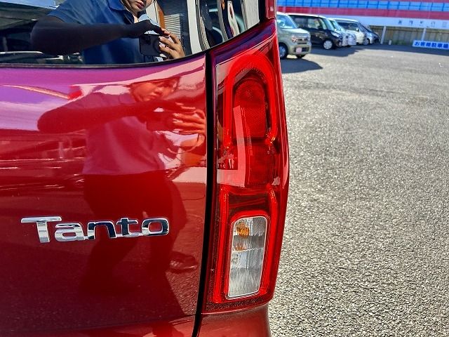 DAIHATSU TANTO 2022 Image 31