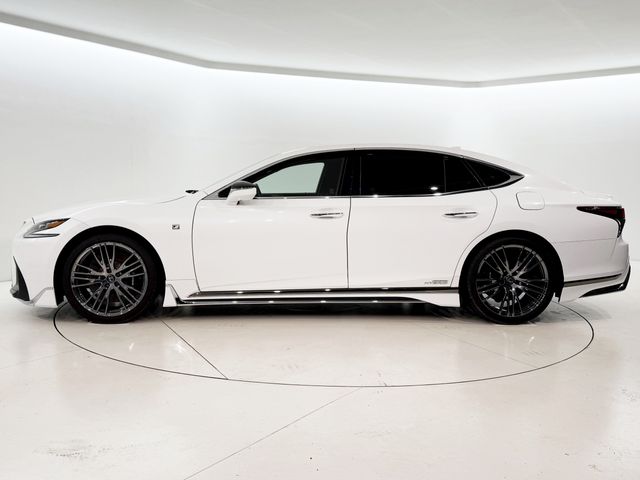 TOYOTA LEXUS LS500H 2020 Image 31