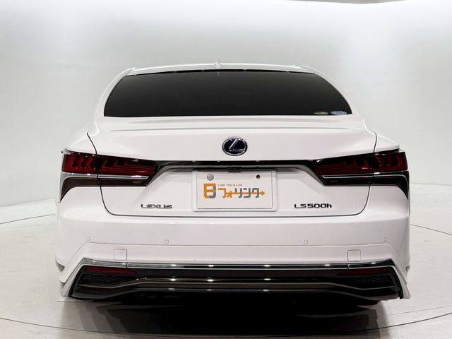 TOYOTA LEXUS LS500H 2020 Image 31