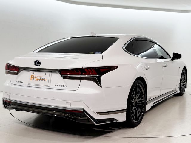 TOYOTA LEXUS LS500H 2020 Image 31