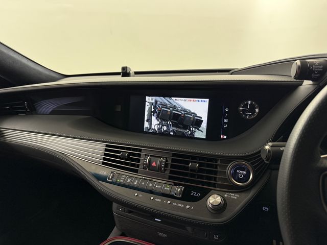 TOYOTA LEXUS LS500H 2020 Image 31