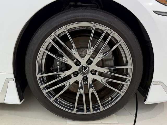 TOYOTA LEXUS LS500H 2020 Image 31