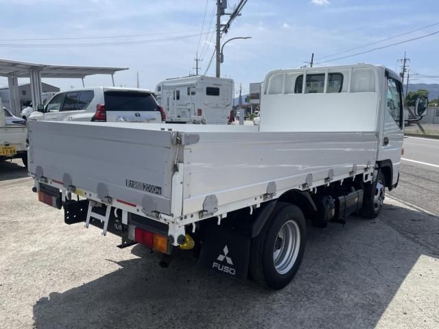 MITSUBISHI CANTER 2019 Image 31