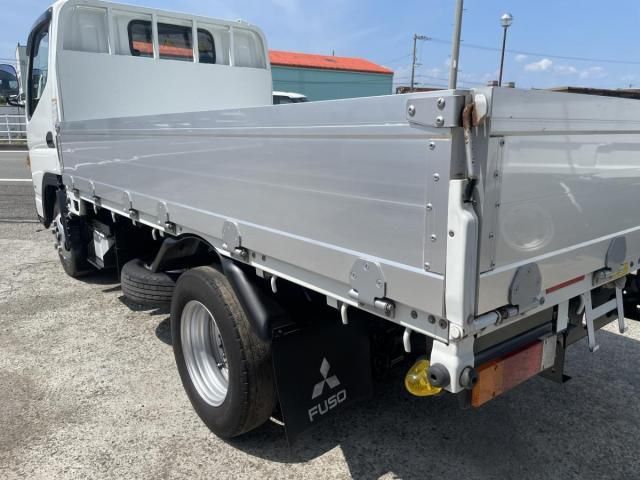 MITSUBISHI CANTER 2019 Image 31