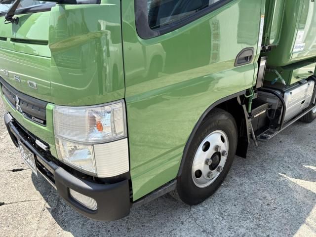 MITSUBISHI CANTER 2013 Image 31