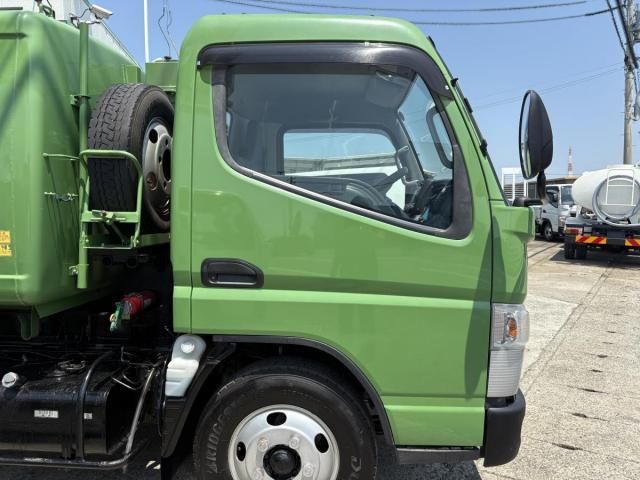 MITSUBISHI CANTER 2013 Image 31