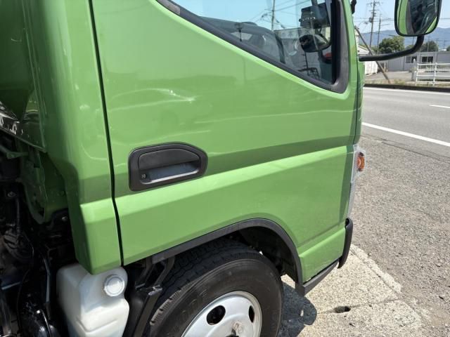 MITSUBISHI CANTER 2013 Image 31
