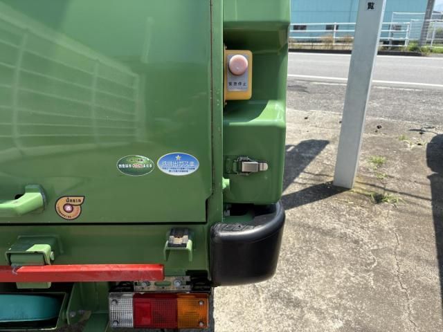 MITSUBISHI CANTER 2013 Image 31