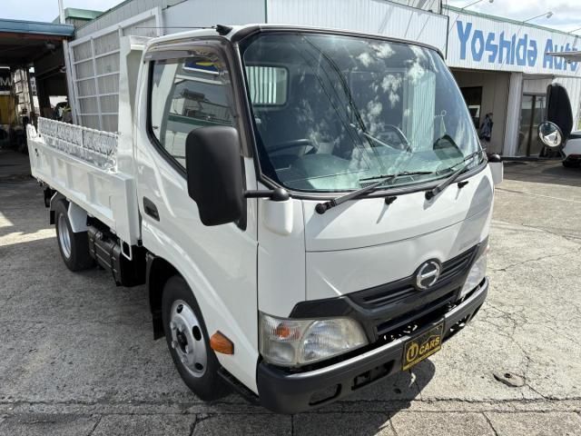 HINO DUTRO 2012 Image 31