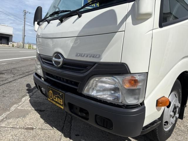 HINO DUTRO 2012 Image 31