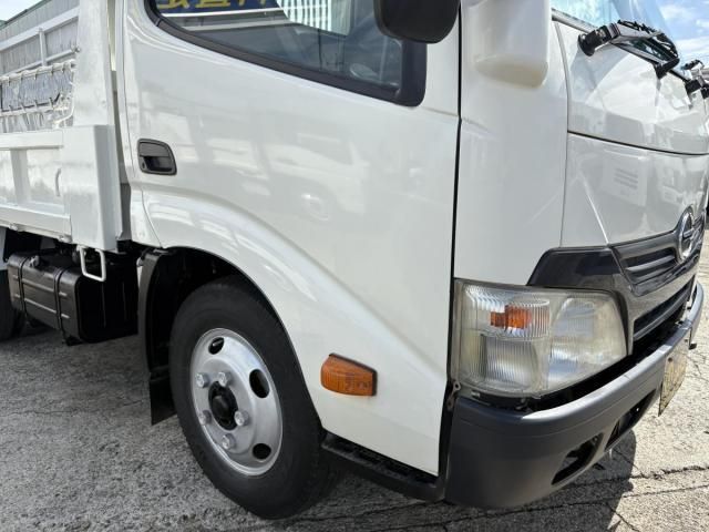 HINO DUTRO 2012 Image 31