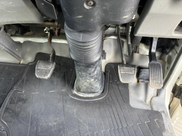 HINO DUTRO 2012 Image 31