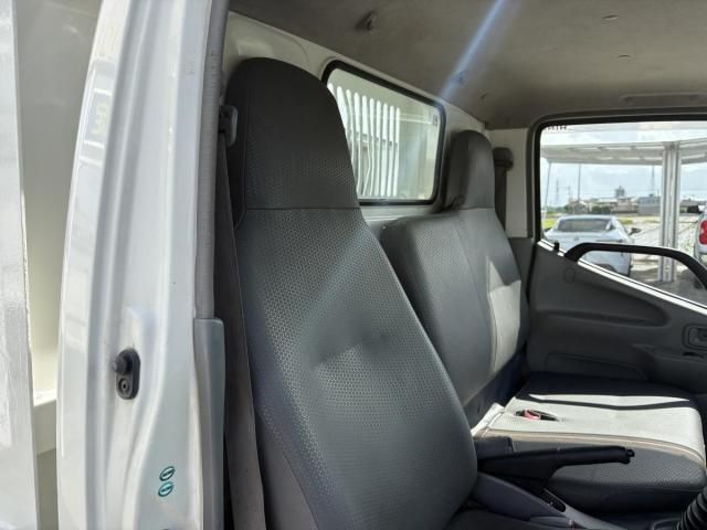 HINO DUTRO 2012 Image 31