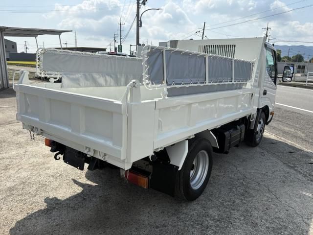 HINO DUTRO 2019 Image 31