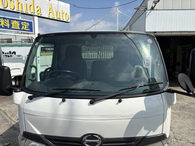 HINO DUTRO 2019 Image 31