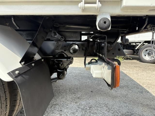 HINO DUTRO 2019 Image 31