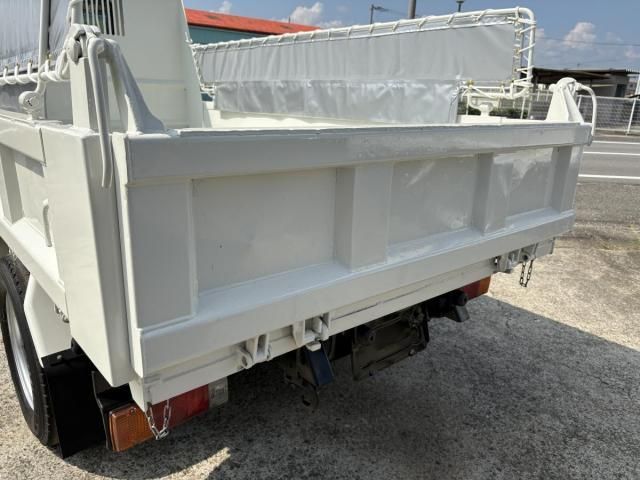 HINO DUTRO 2019 Image 31