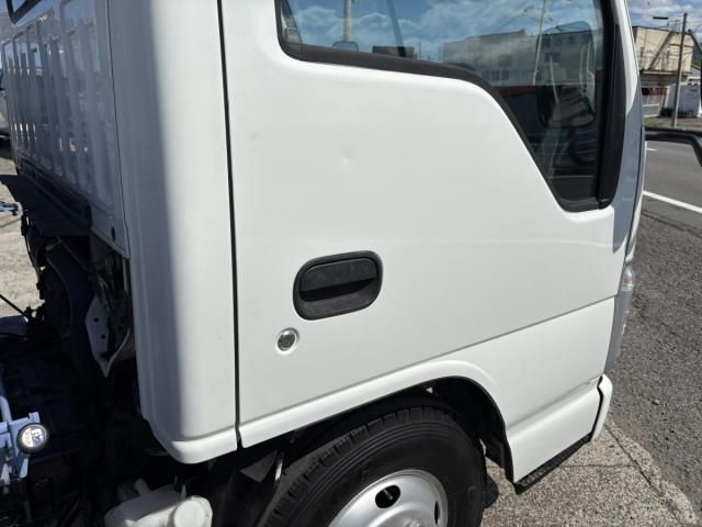 ISUZU ELF 2007 Image 31