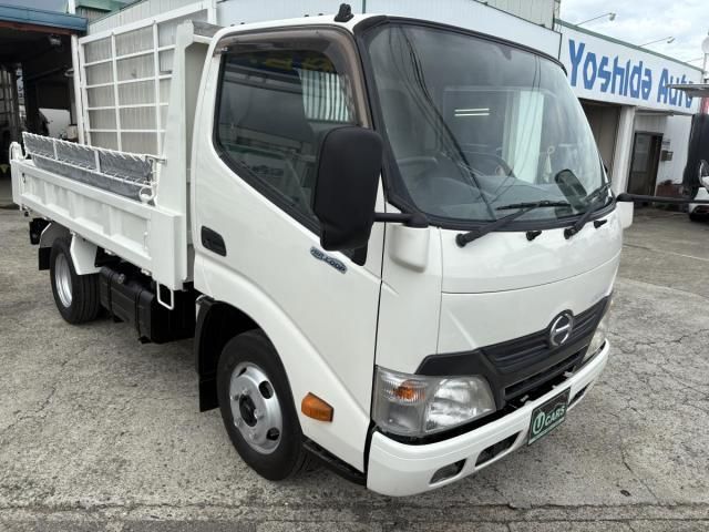 HINO DUTRO 2012 Image 31