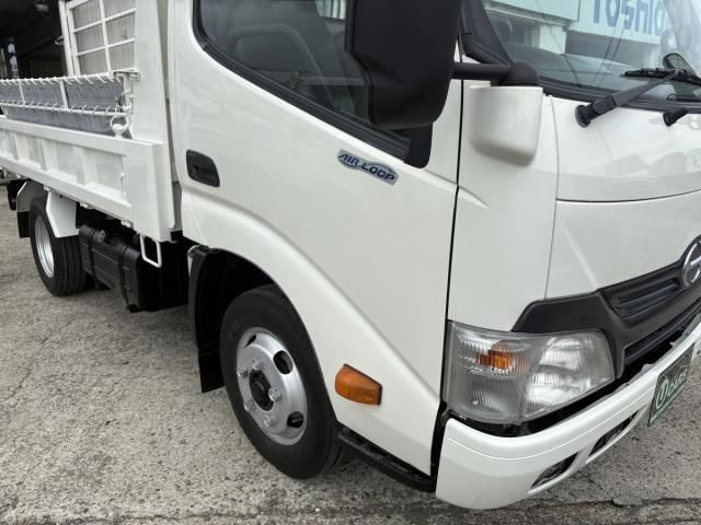 HINO DUTRO 2012 Image 31