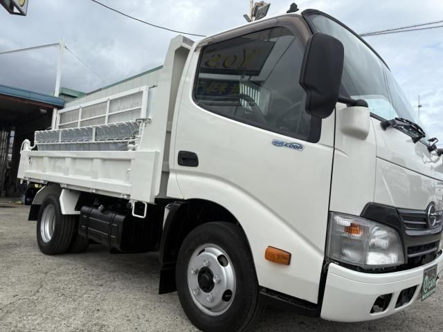 HINO DUTRO 2012 Image 31