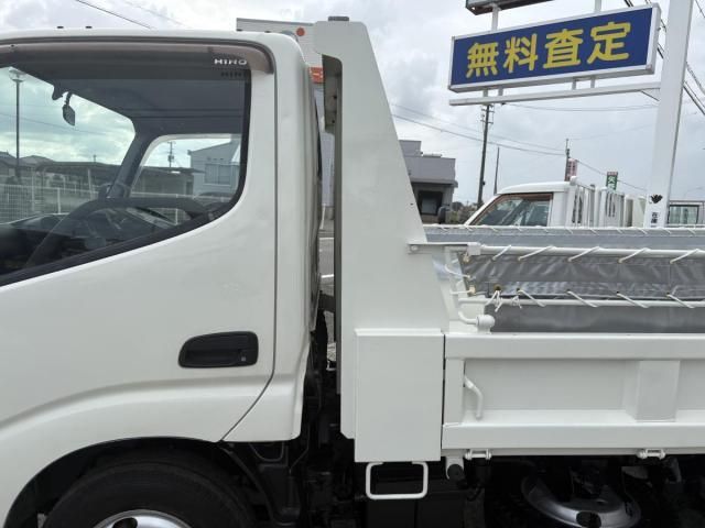 HINO DUTRO 2012 Image 31