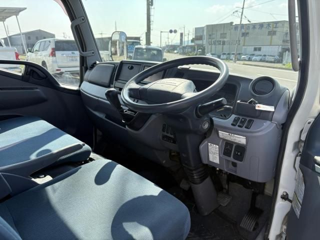 MITSUBISHI CANTER 2014 Image 31