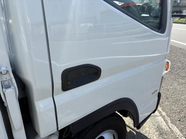 MITSUBISHI CANTER 2014 Image 31