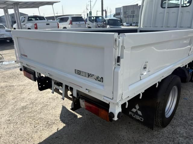 MITSUBISHI CANTER 2014 Image 31