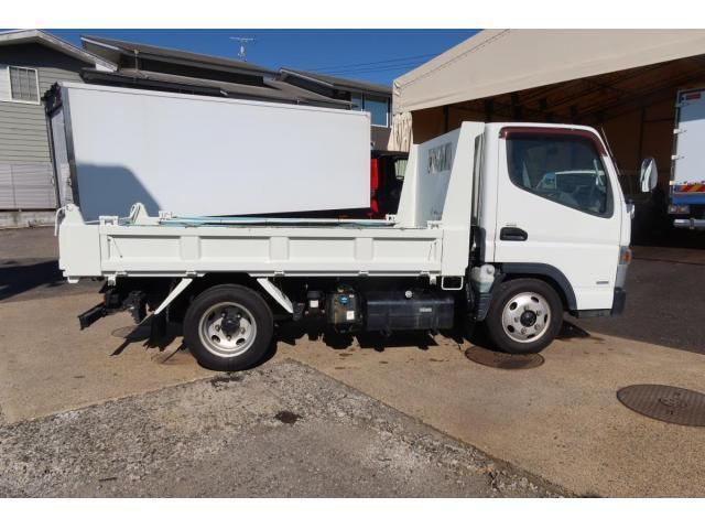 MITSUBISHI CANTER 2018 Image 31